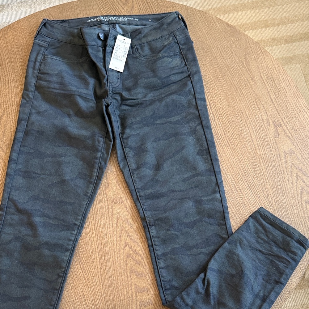 American Eagle Outfitters Dark Gray Camo Jeans